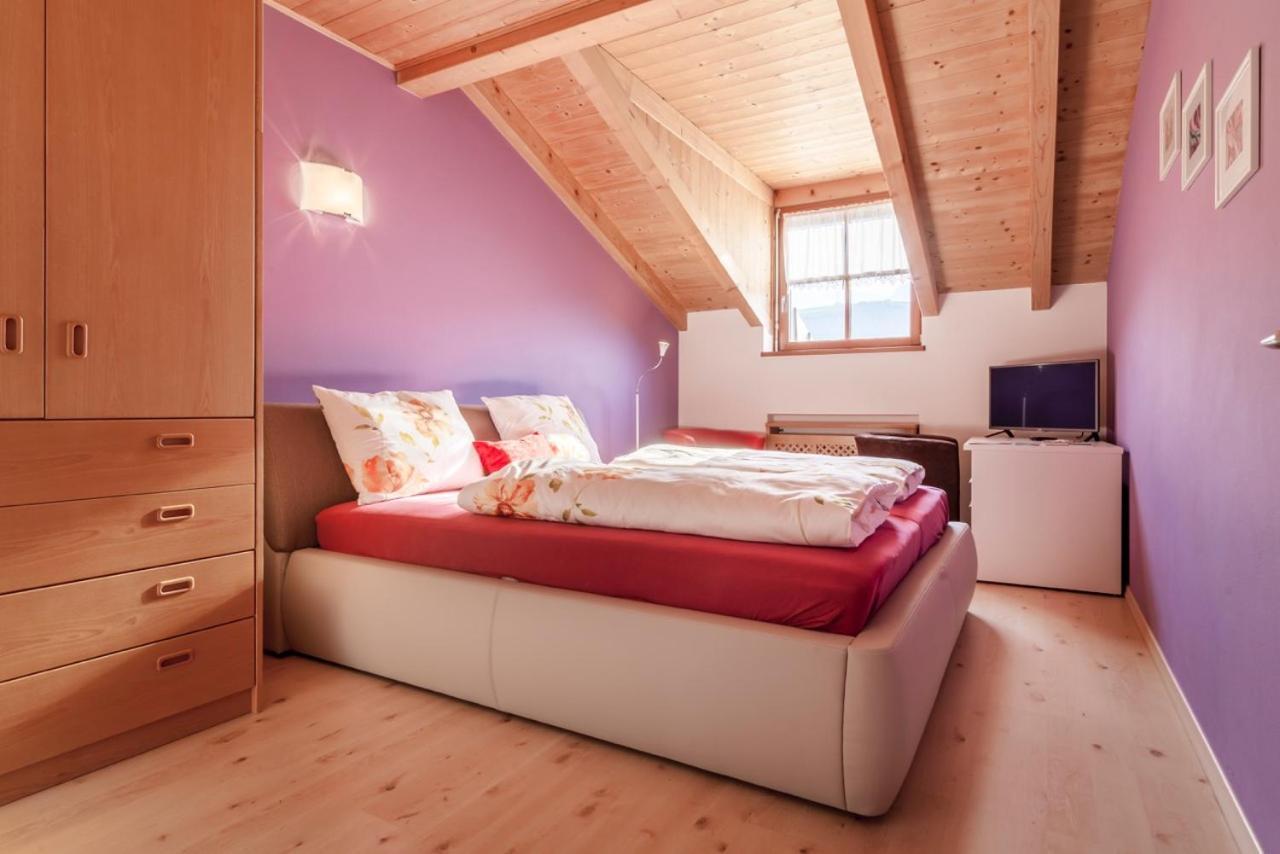 Twin Room with Shared Bathroom,1301789065:JPEG